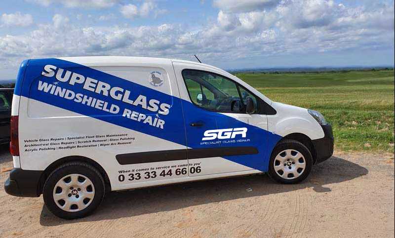 Windscreen repair in Nottingham and surrounding areas by the professional - SGR